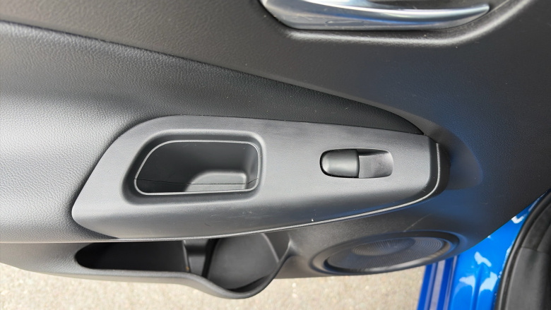 Nissan Juke 1.6 Hybrid N-Connecta 5dr Auto Hybrid Hatchback